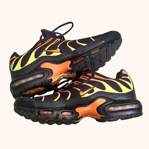 Nike Black and Orange Sneakers